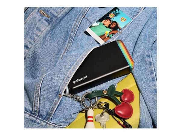 Polaroid - - FDM