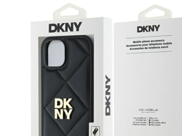 DKNY DKHCP15SPQDSLK Apple iPhone 15 6.1" etui til telefonen i svart Quilted Stack Logo