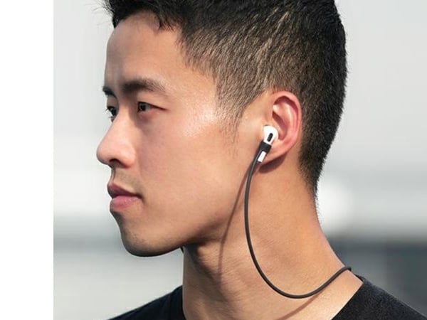 UNIQ Vencer AirPods 3:e generationen Silikonfodral beige/mörk sand