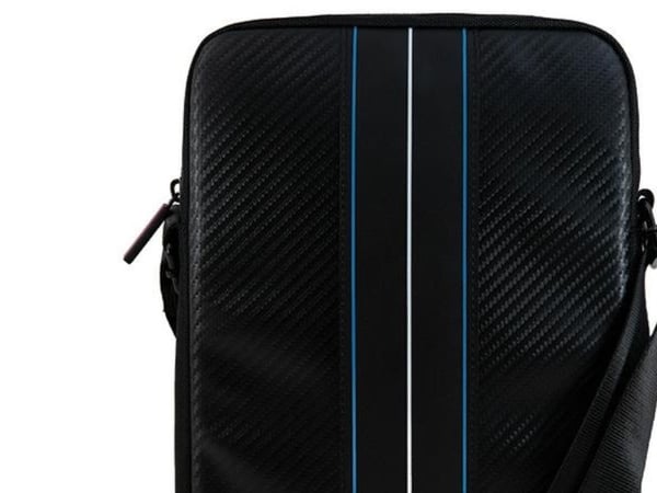 Fodral till surfplatta BMW BMW Carbon Blue Stripes - surfplattaväska 8" (svart)