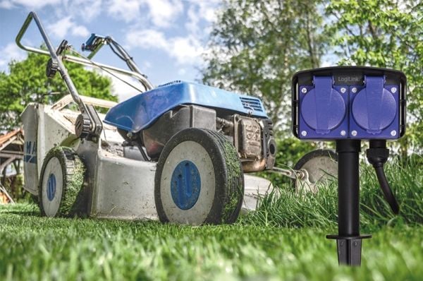 LogiLink LPS214, 2 m, Utomhus, IP44, Svart, Blå, RoHS, 2 AC-utgångar