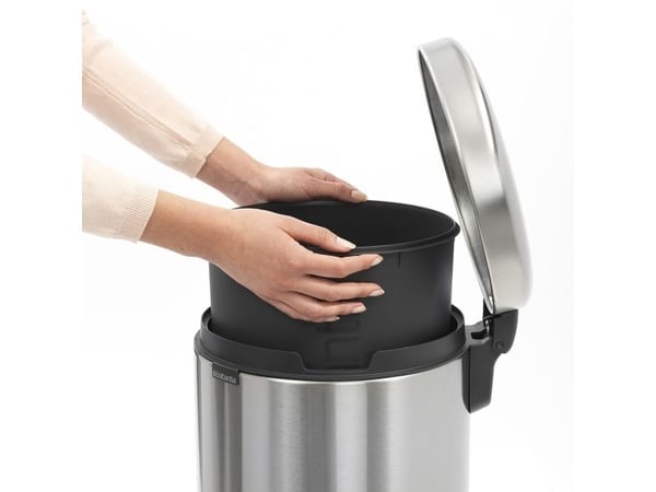 Brabantia Pedal Bin newIcon, 29 cm, 290 mm, 335 mm, 460 mm, 2,71 kg, 325 mm