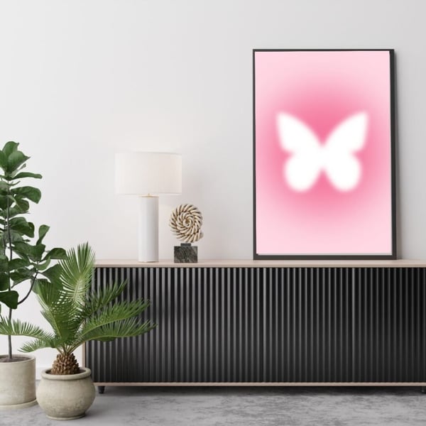 Butterfly Poster 50x70 cm – Rosa Fjäril Affisch | Minimalistisk Väggkonst | Modern Dekoration