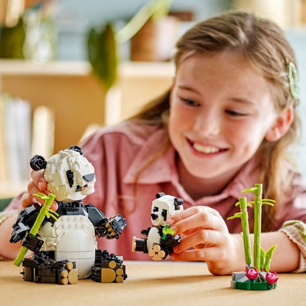 LEGO Creator Vilda djur pandafamilj 31165