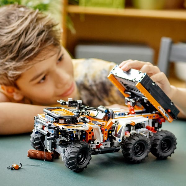LEGO Technic Terrängfordon 42139