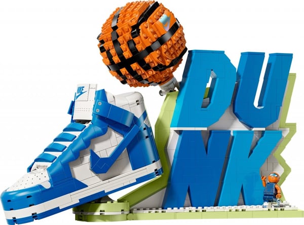 LEGO Nike Nike Dunk x LEGO Set 43008
