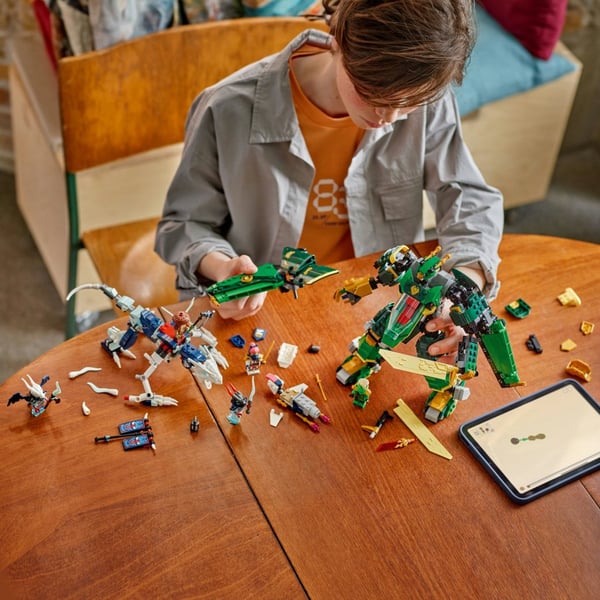 LEGO Ninjago Lloyds jetrobot 71845