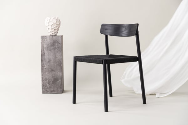 Ruokatuoli, Malmön, 54x51.5x79 cm, Musta