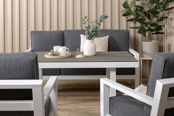Sohvaryhmä, Barcelona, Pöytä: 140x75 cm, Tuoli: 84x77 cm, Sohva: 159x55 cm, Valkoinen
