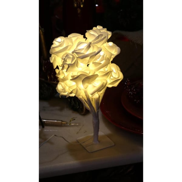 Koristeellinen LED-ruusupuu sisäkäyttöön - 26 cm, valkoinen, 3 AA-paristokäyttöinen