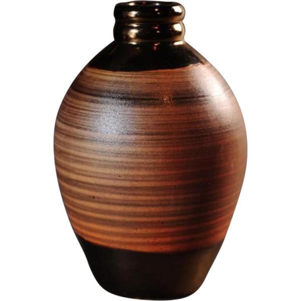 Liten brun vas, utbuktande, 15x15x21 cm Liten brun vas, utbuktande, 15x15x21 cm
