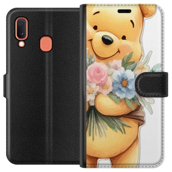 Yhteensopiva Lompakkokotelo Samsung Galaxy A20e Nalle Puh kukkien kanssa - klassinen lasten suosikki kukkivassa keväisympäristössä