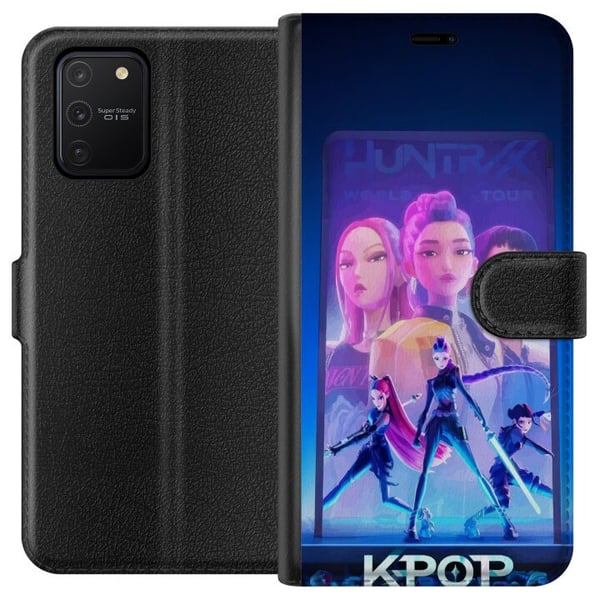 Kompatibelt Lommeboketui til Samsung Galaxy S10 Lite KPop Demon Hunters 2 HuntrX futuristisk KPop-motiv med scene og sterk energi Kompatibelt Lommeboketui til Samsung Galaxy S10 Lite KPop Demon Hunters 2 HuntrX futuristisk KPop-motiv med scene og sterk energi