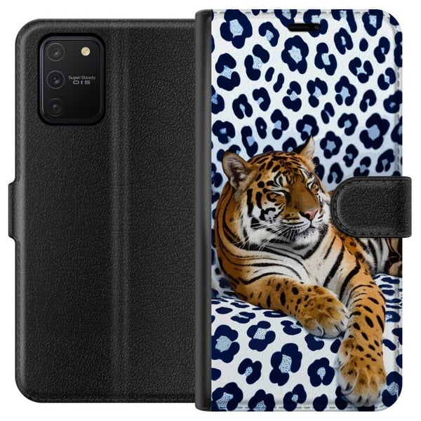 Kompatibelt Lommeboketui til Samsung Galaxy S10 Lite Tiger Chill Pattern-motiv med en tiger som hviler mot en hvitblå mønstret bakgrunn i moderne des Kompatibelt Lommeboketui til Samsung Galaxy S10 Lite Tiger Chill Pattern-motiv med en tiger som hviler mot en hvitblå mønstret bakgrunn i moderne des