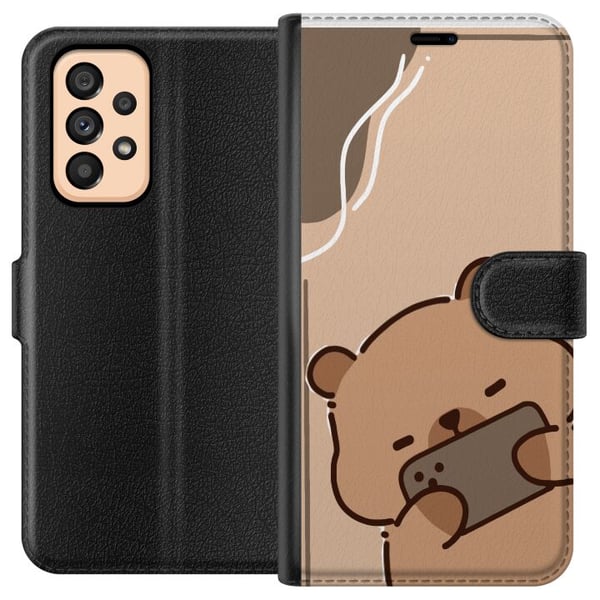 Kompatibel Tegnebogsetui til Samsung Galaxy A53 5G Lazy Bear Chill Mode Sød bjørn, der ligger med mobilen på beige baggrund i en rolig, afslappet sti