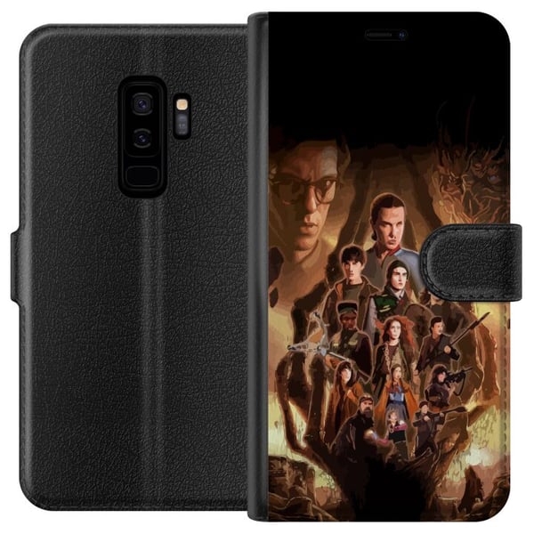 Kompatibelt Plånboksfodral till Samsung Galaxy S9+ Stranger Things-gruppbild med hjältarna i mörk fantasymiljö och hotfull varelse Kompatibelt Plånboksfodral till Samsung Galaxy S9+ Stranger Things-gruppbild med hjältarna i mörk fantasymiljö och hotfull varelse