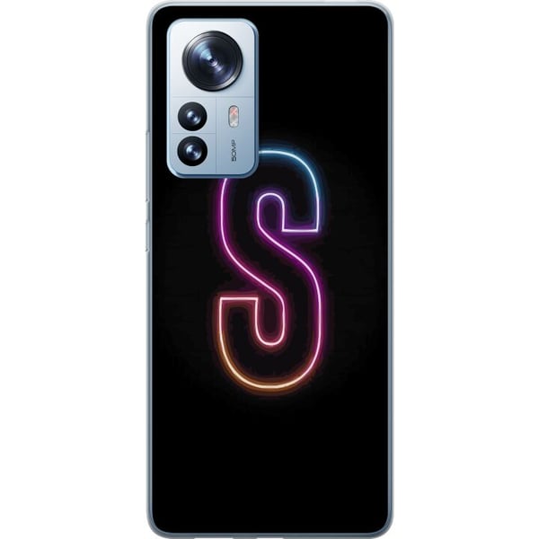 Yhteensopiva Puhelinkuori Xiaomi 12 Pro Neonkirjain S vaaleanpunaisen ja sinisen sävyissä tummaa taustaa vasten retrofuturistisessa designissa