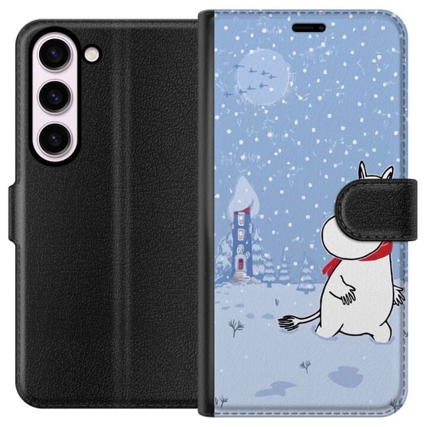 Kompatibelt Lommeboketui til Samsung Galaxy S23 Figur står i et stille vinterlandskap med snøfall, blå toner og en måne som skaper ro, harmoni og en