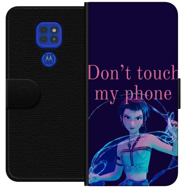 Kompatibel Tegnebogsetui til Motorola Moto G9 Play K-pop Rør ikke min telefon – Sjov illustration med animeret karakter