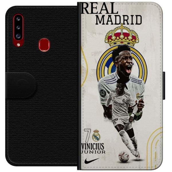 Kompatibelt Plånboksfodral till Samsung Galaxy A20s Real Madrid Vinícius Júnior med anfallare i nummer 7 tröja klubbmärke vit matchdräkt energisk pos