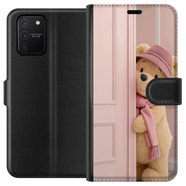 Kompatibelt Lommeboketui til Samsung Galaxy S10 Lite Beige bamse med hatt og skjerf, romantisk lys design med varm tone og en myk, stilren følelse Kompatibelt Lommeboketui til Samsung Galaxy S10 Lite Beige bamse med hatt og skjerf, romantisk lys design med varm tone og en myk, stilren følelse