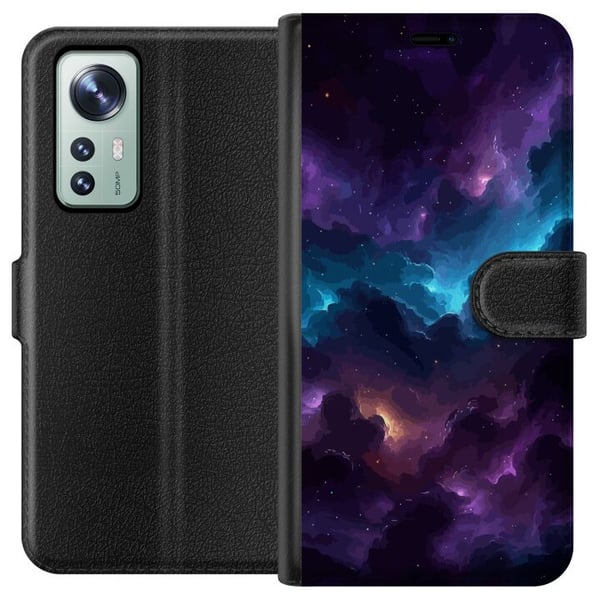 Yhteensopiva Lompakkokotelo Xiaomi 12 Kosminen sumu, jossa on syvänvioletteja ja sinisiä pilviä, hehkuvia valoaukkoja, tähtipisteitä ja avaruuden tun