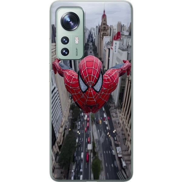 Kompatibelt Mobilskal till Xiaomi 12 Spiderman över staden Marvel superhero action city skyline swinging dynamic comic hero motiv poster