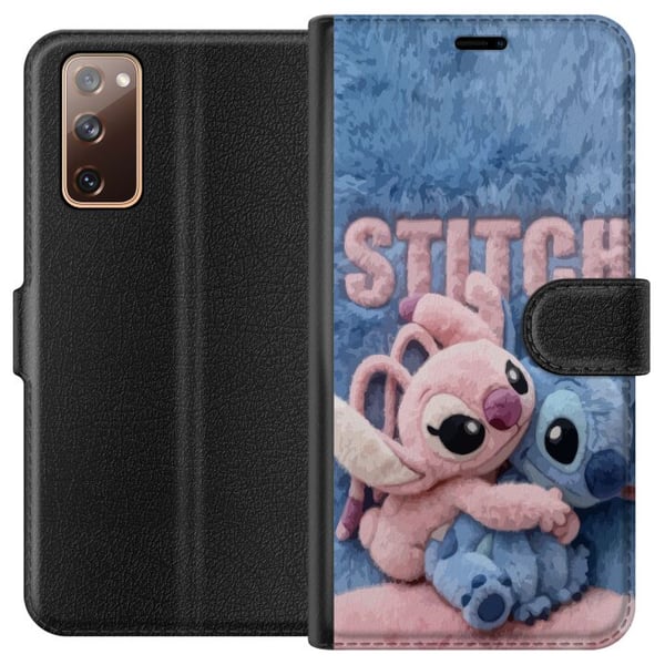 Kompatibel Tegnebogsetui til Samsung Galaxy S20 FE De fluffy Stitch og Angel krammer hinanden på et blødt, pelsagtigt underlag med pastelfarver, der