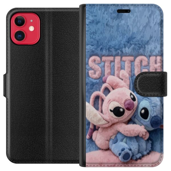 Kompatibel Tegnebogsetui til Apple iPhone 11 De fluffy Stitch og Angel krammer hinanden på et blødt, pelsagtigt underlag med pastelfarver, der skaber Kompatibel Tegnebogsetui til Apple iPhone 11 De fluffy Stitch og Angel krammer hinanden på et blødt, pelsagtigt underlag med pastelfarver, der skaber