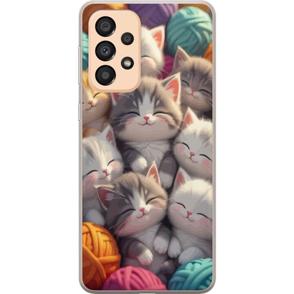 Yhteensopiva Puhelinkuori Samsung Galaxy A33 5G Nukkuvia kissanpentuja kerällä värikkäiden lankakerien keskellä pehmeässä kuvituksessa