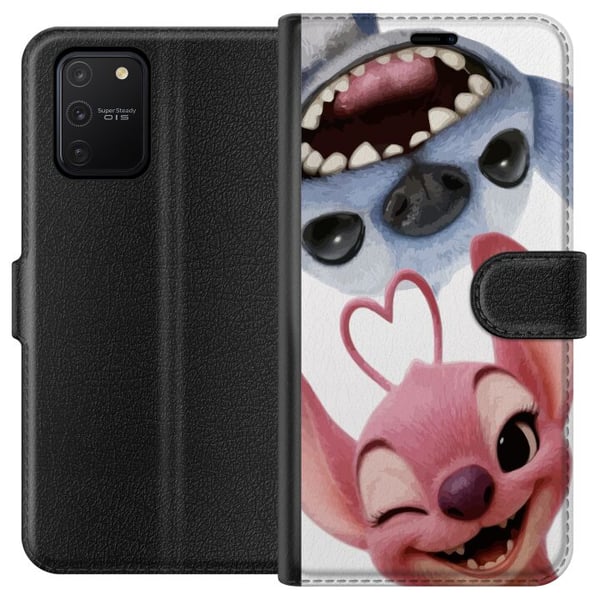 Kompatibelt Lommeboketui til Samsung Galaxy S10 Lite Lekne Stitch og Angel i nærbilde med store latterutbrudd og hjerteformede detaljer som skaper en Kompatibelt Lommeboketui til Samsung Galaxy S10 Lite Lekne Stitch og Angel i nærbilde med store latterutbrudd og hjerteformede detaljer som skaper en