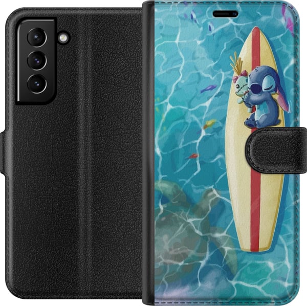 Kompatibel Tegnebogsetui til Samsung Galaxy S21+ 5G Stitch, der hviler på et surfbræt i turkis vand i sommerlig stil