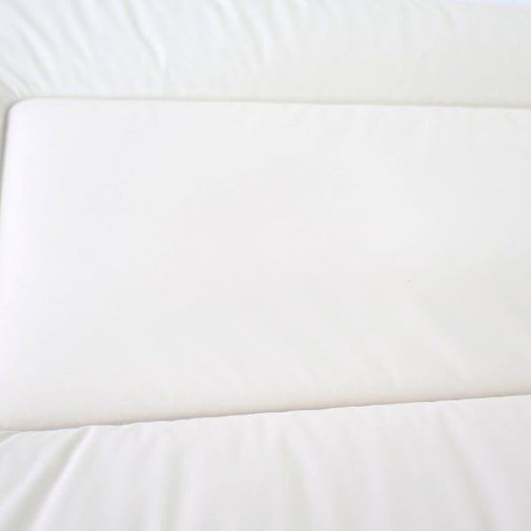 Hoitoalusta - TINEO - ESSENTIAL - PVC - Luonnonvalkoinen