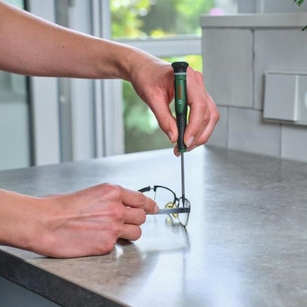 Boschin 8-osainen ruuvimeisselisarja (tee-se-itse/mallintamiseen/askarteluun, tarkat ja magneettiset ter�t PH/TX/HEX/ura)
