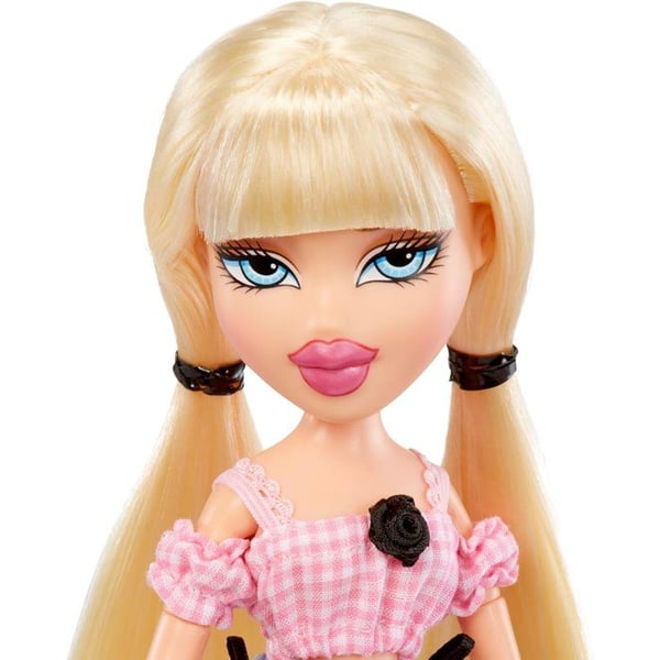 Bratz Goin' Out -nukke - Chloe - 1 ker�ilymuotinukke - Yksi asu, Yksi k�silaukku, Yhdet aurinkolasit - Ik� 6+