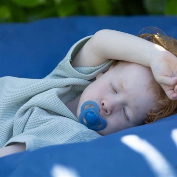 Pakke med 5 ortodontiske sutter - NUBY - Silikone - 18-36 m�neder - Flerfarvet