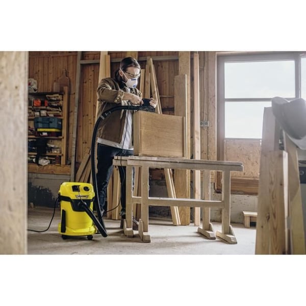 V�d- og t�rst�vsuger KARCHER WD 3 P V-19/4/20 - Polypropylentank 19 L - 1000W (b�rbar stikkontakt)