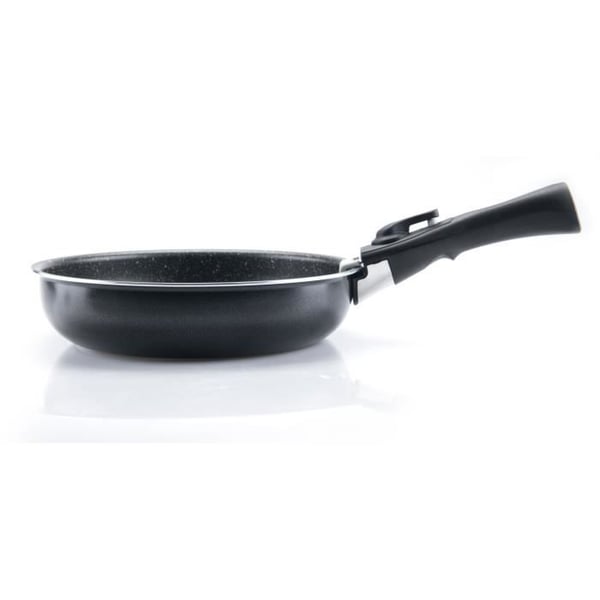 ARTHUR MARTIN Aseta 3 kattilaa 20/24 / 28cm kaikille l�mm�nl�hteille induktio mukaan lukien