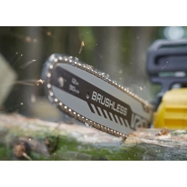 STANLEY FATMAX - 18V BORSTLÖS 33CM MOTORSÅG - Levereras med kedja, laddare och 4AH batteri