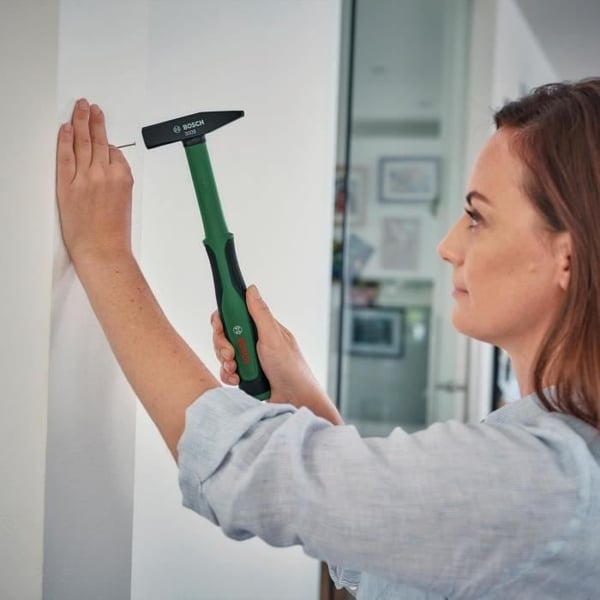 Boschin 17-osainen "Universal" k�sity�kalusarja (monipuolinen korjausty�kalusarja kotik�ytt��n)