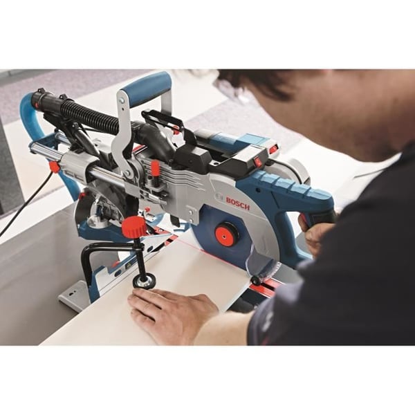 BOSCH PROFESIONNAL GCM 8 SDE radiell geringssåg - 261 mm - 30 mm - 1600W