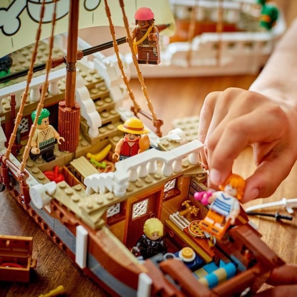 LEGO ONE PIECE 75639 Piratskib Sejlende Lykkeligt - Bygges�t til Drenge 10 �r