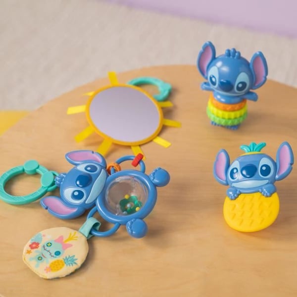 DISNEY BABY - STITCH - Syntym�lahjasetti - 4 vastasyntyneen lelua, Helistin, Purulelu, Moniaistilliset lelut
