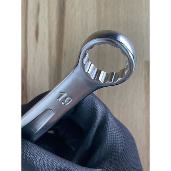 9-osainen metrinen kiintoavainsarja - KS TOOLS - 922.0043 - R�ikk�toiminen kiintoavain laatikossa - 8-19 mm - 15� viisto haarukkakulma