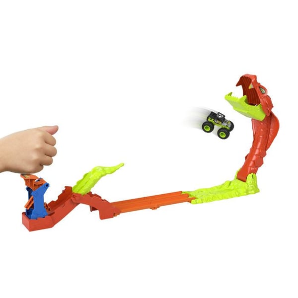 Monster Trucks -leikkisetti - JJN44 - Bone Shaker sis�ltyy hintaan - 4 x 15 cm kiskoa - Laukaisulaite ja uudelleensijoitettavia elementtej�