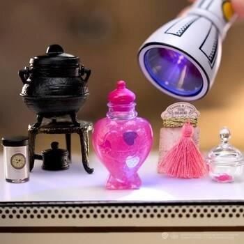 Miniverse - Harry Potter - T�ydellinen laatikko, jossa on 15 luotavaa minijuomaa - Luova vapaa-ajan peli - 8-vuotiaat ja sit� vanhemmat - Ei sy�t�v�