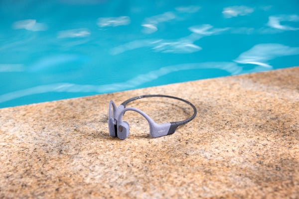 SHOKZ OpenSwim Pro Headset Trådløs Halsbånd Sport Bluetooth Sort, Rød