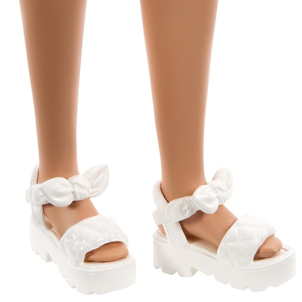 Barbie Fashionistas Style Doll
