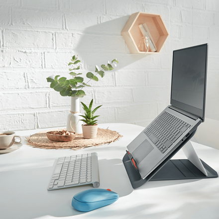 Leitz Ergo Cosy Justerbart Laptopställ, 80% återvunnen plast
