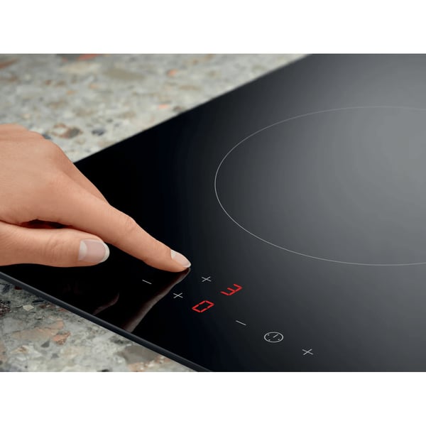 Electrolux LHR3233CK Svart Inbyggd 29 cm Keramisk 2 zone(s)
